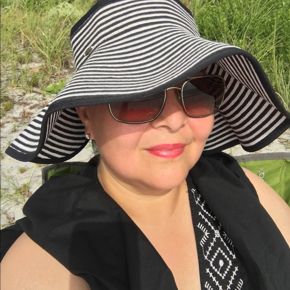 Meet your Posher, Fontilla